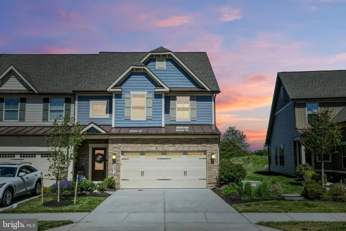 3231 Thornapple Dr, Frederick, MD 21704 - #1