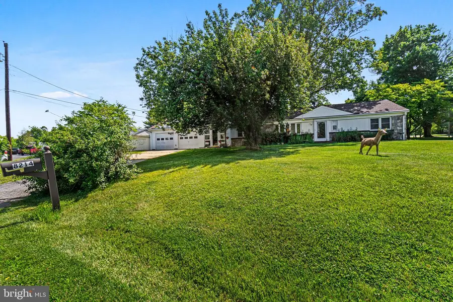 8214 Pembrook Ct, Frederick, MD 21704 - #3