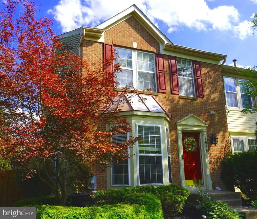 2039 Sumner Dr, Frederick, MD 21702 - #2