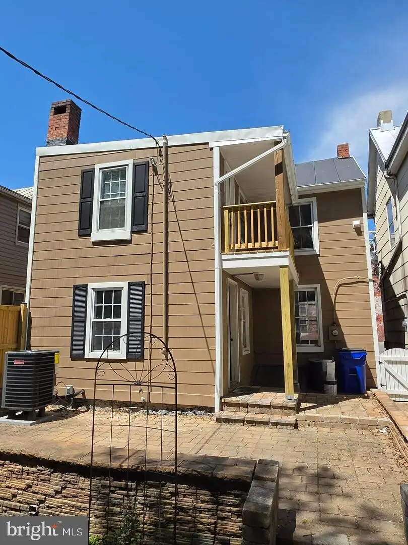 246 E 7th St, Frederick, MD 21701 - #2