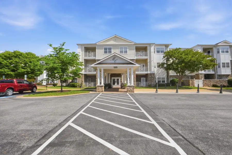 120 Burgess Hill Way #115, Frederick, MD 21702 - #3