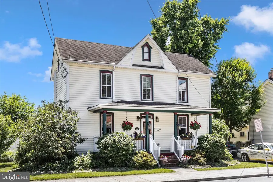 316 Brunswick St, Brunswick, MD 21716 - #2