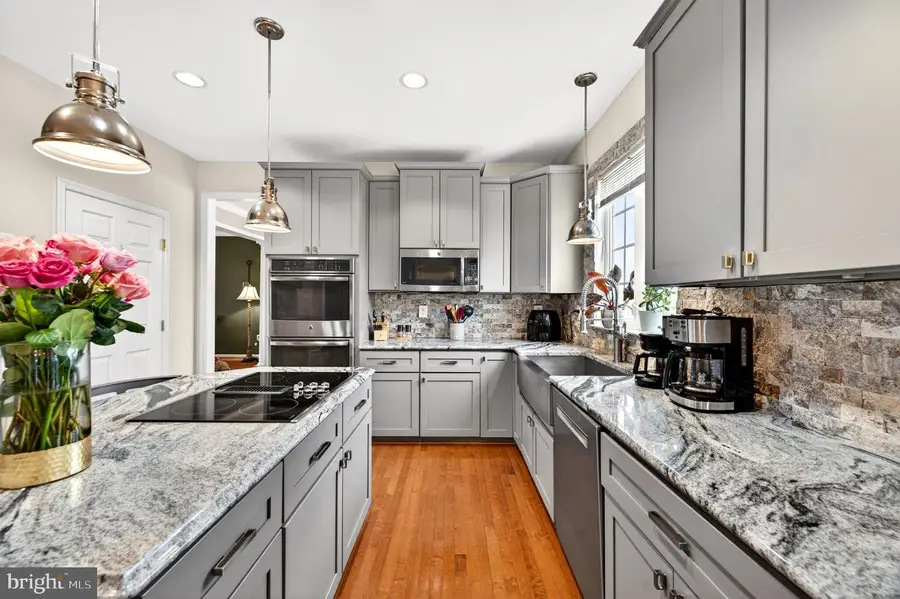 8 N Pointe Ter, Middletown, MD 21769 - #3