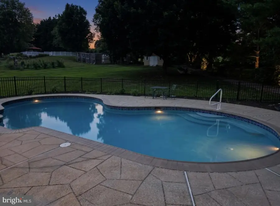 4108 Spring View Dr, Jefferson, MD 21755 - #2