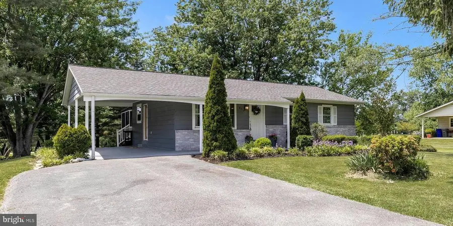 8914 Gloria Ave, Middletown, MD 21769 - #2