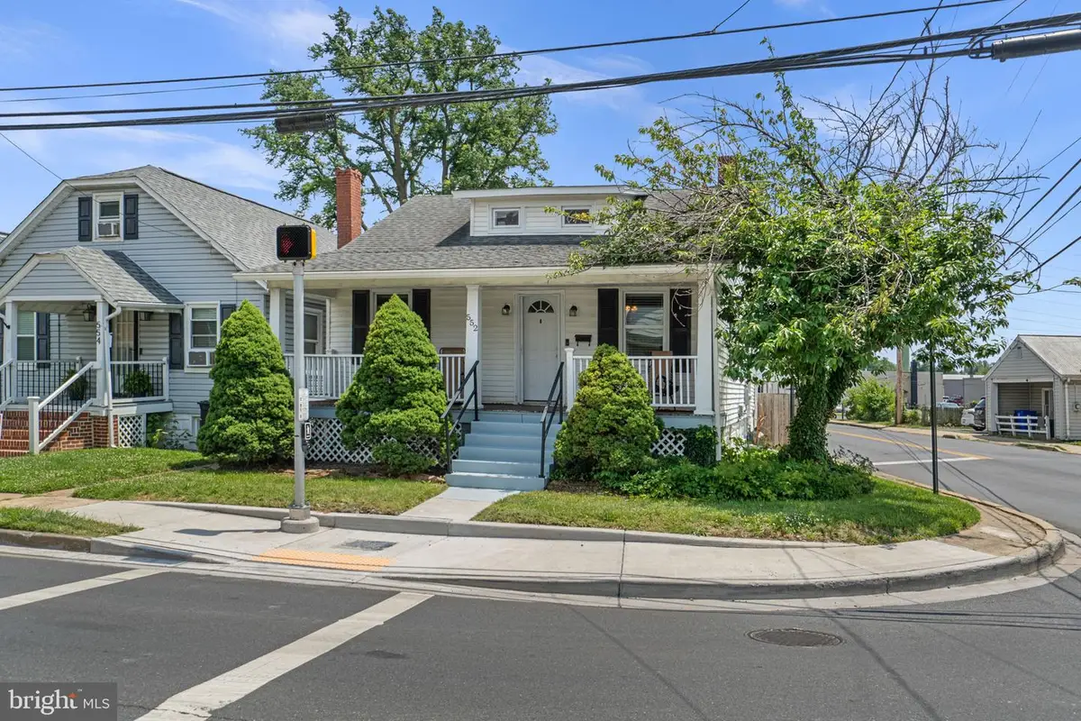 552 E Church St, Frederick, MD 21701 - #1