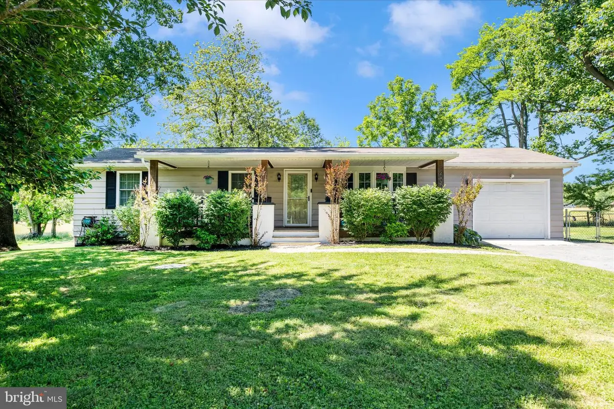 6901 Trout Ln, Frederick, MD 21702 - #1