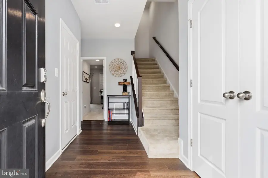 203 Longley Green Dr, Walkersville, MD 21793 - #2