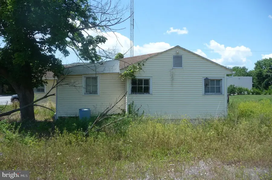 507 E Main St, Emmitsburg, MD 21727 - #2