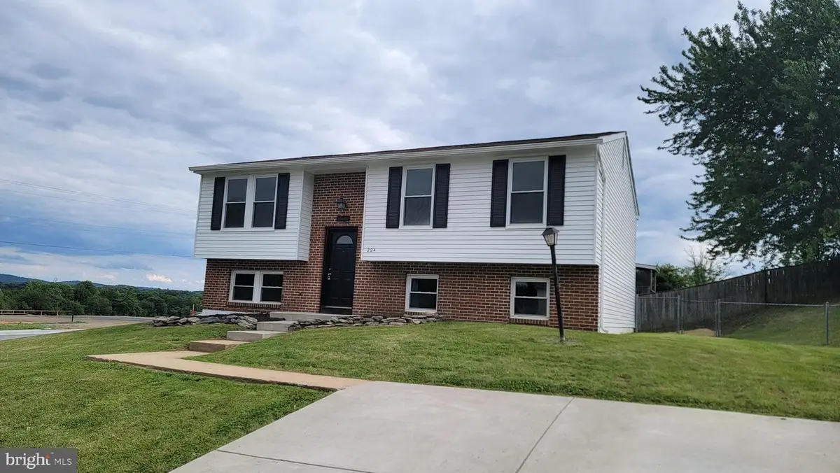 224 Tamarack Way, Brunswick, MD 21716 - #1