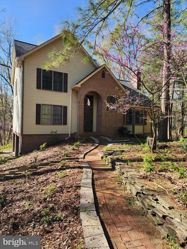 322 Copper Oaks Dr, WOODSBORO, MD 21798