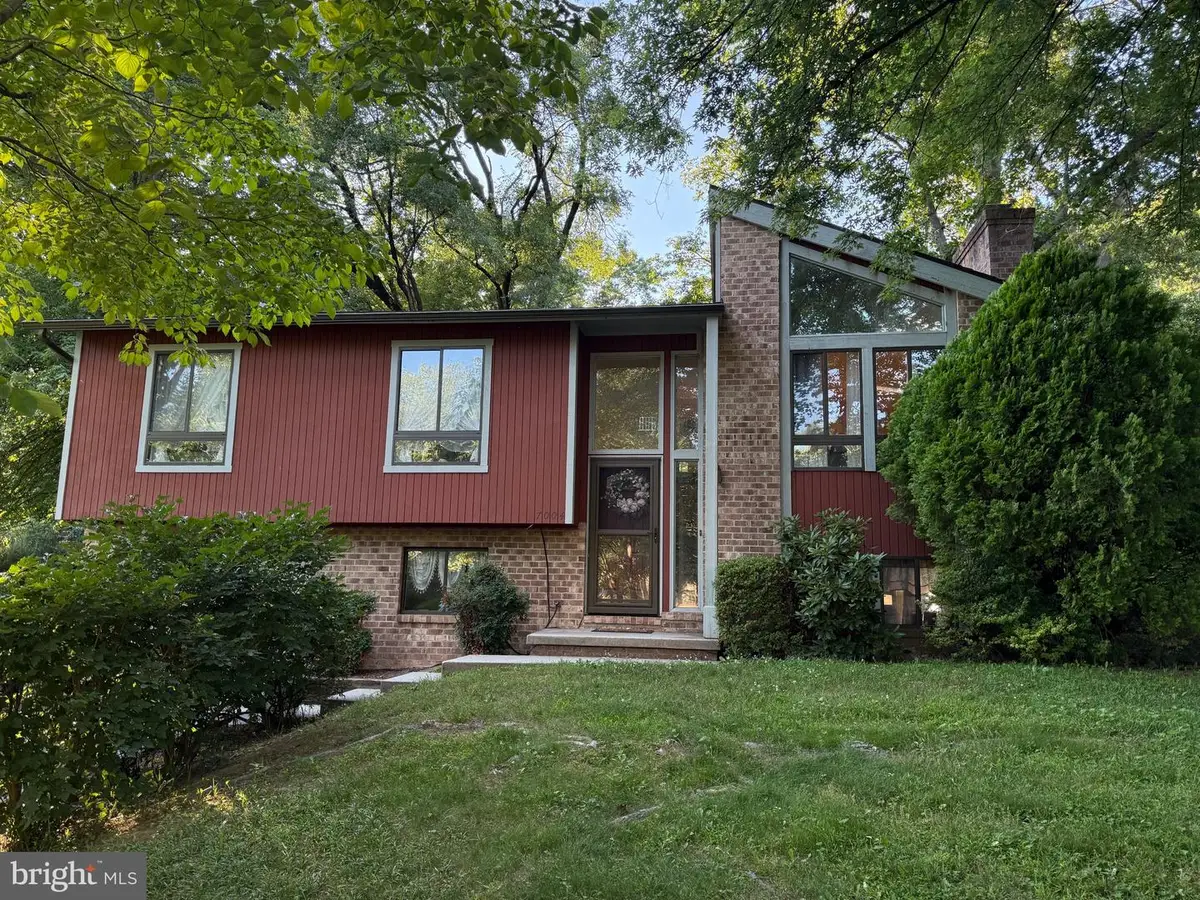 7004 Fox Chase Rd, New Market, MD 21774 - #1