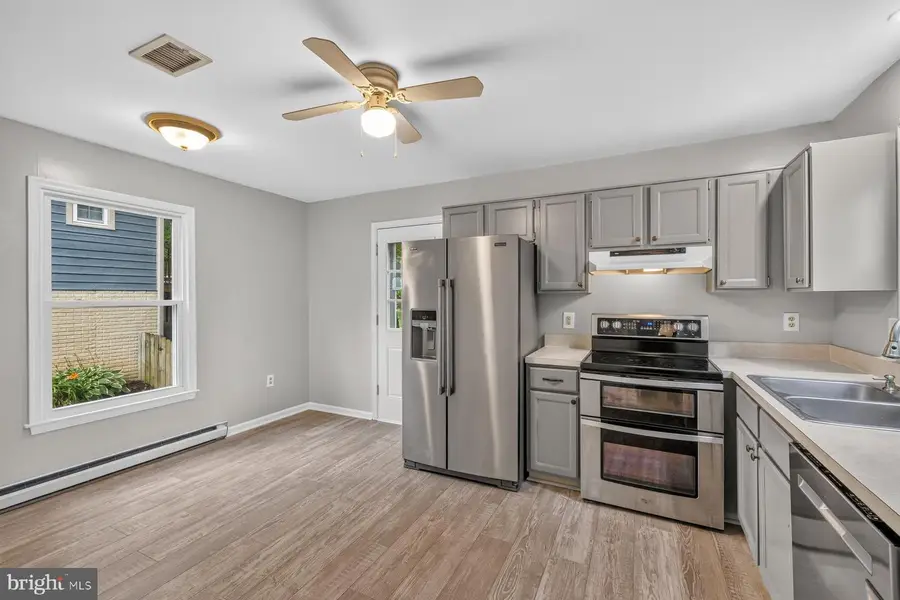 10741 Lake Edge Ct, New Market, MD 21774 - #2