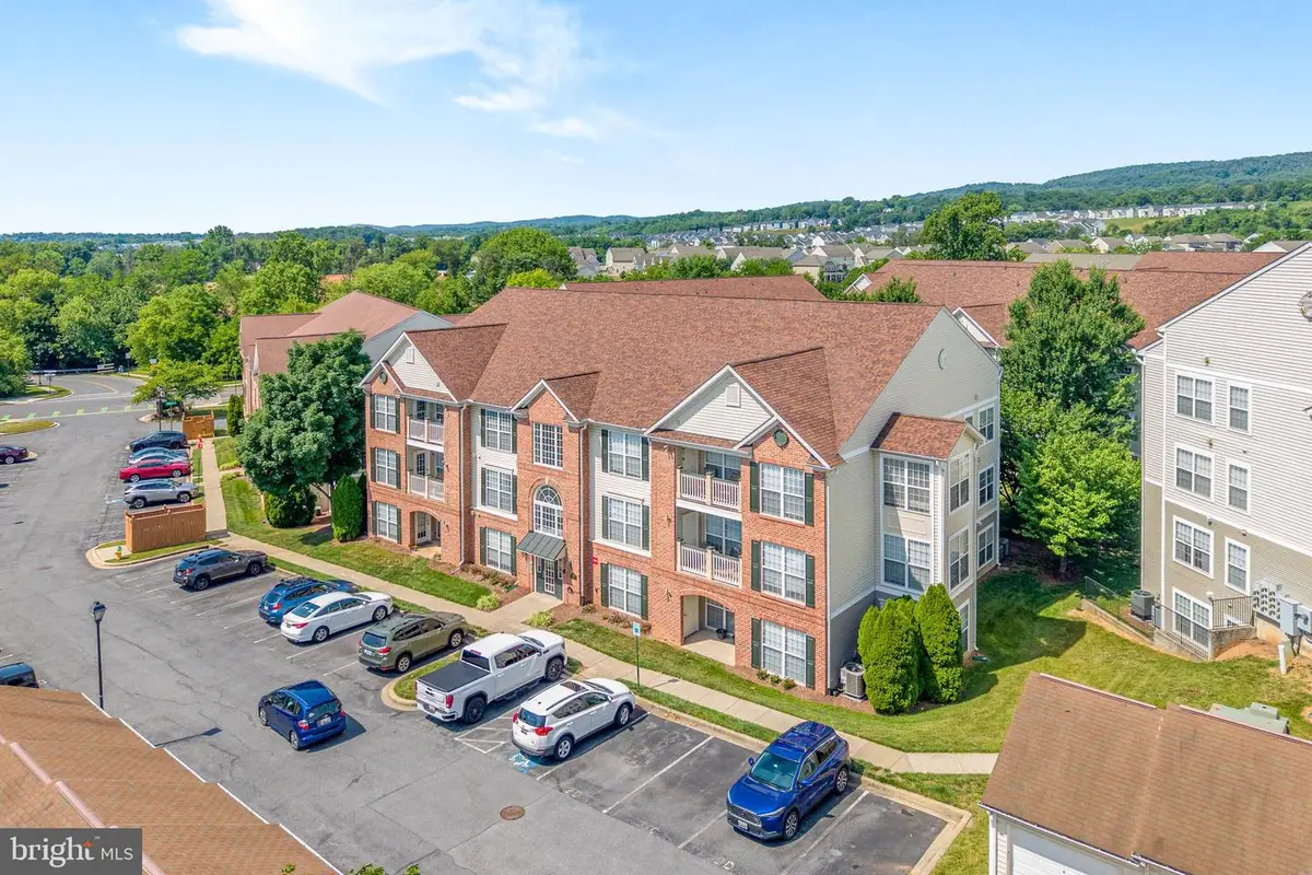 2503 Coleridge Dr #1b, Frederick, MD 21702 - #1