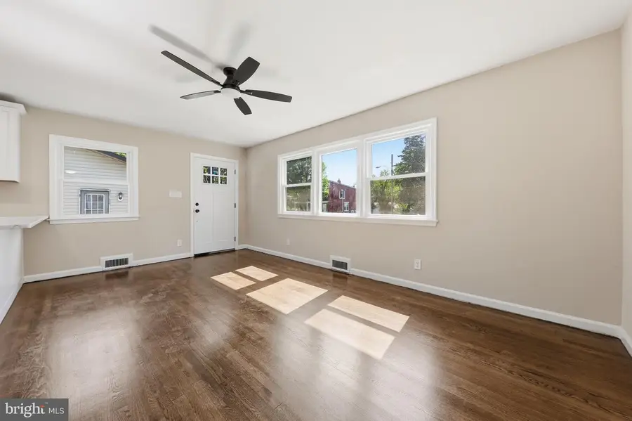 815 Trail Ave, Frederick, MD 21701 - #3