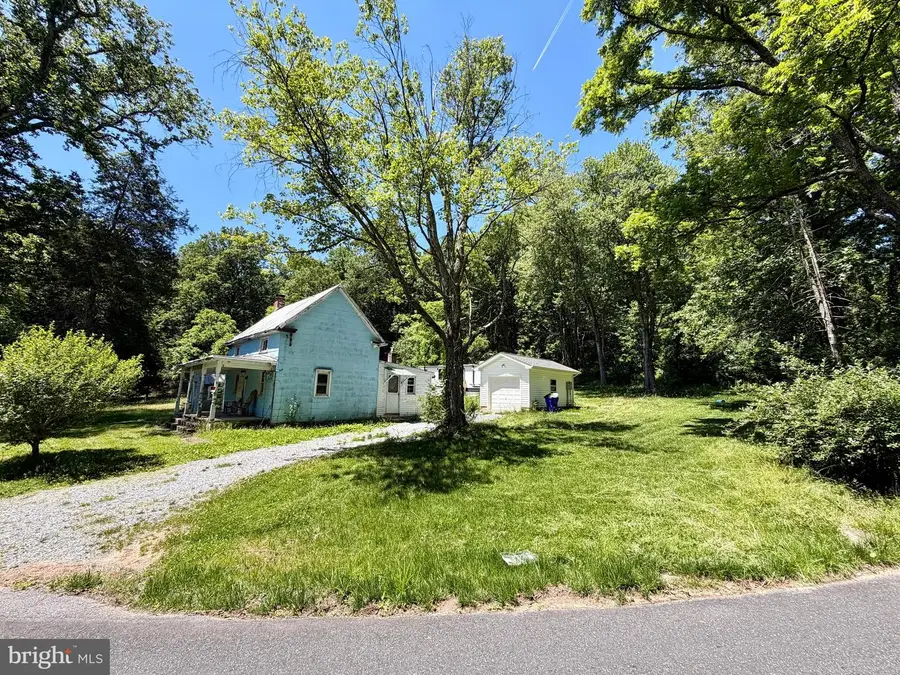10121 Putman Rd, Frederick, MD 21702 - #3