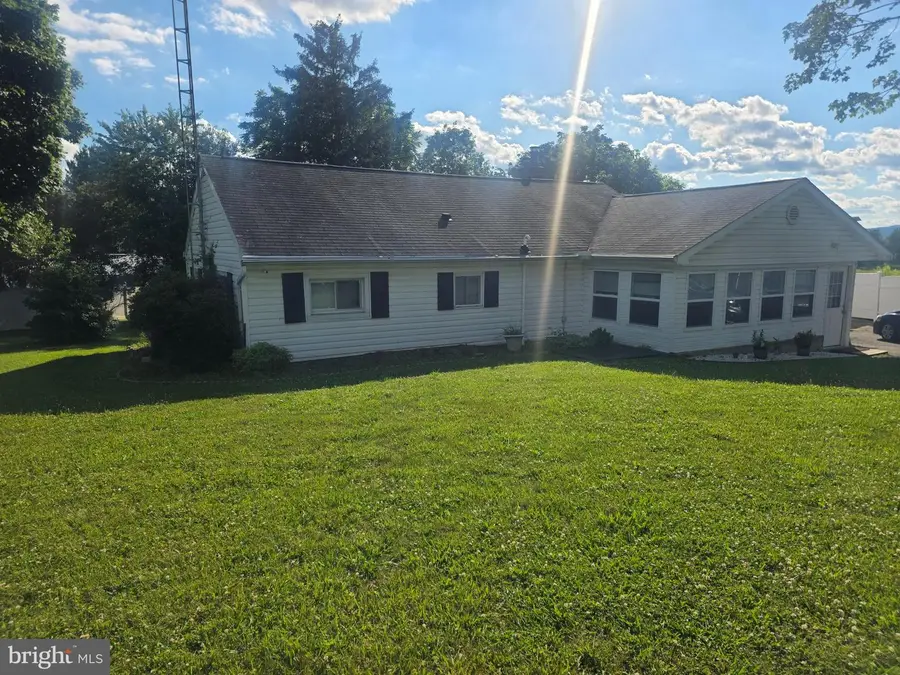 5928 Quinn Rd, Frederick, MD 21701 - #3