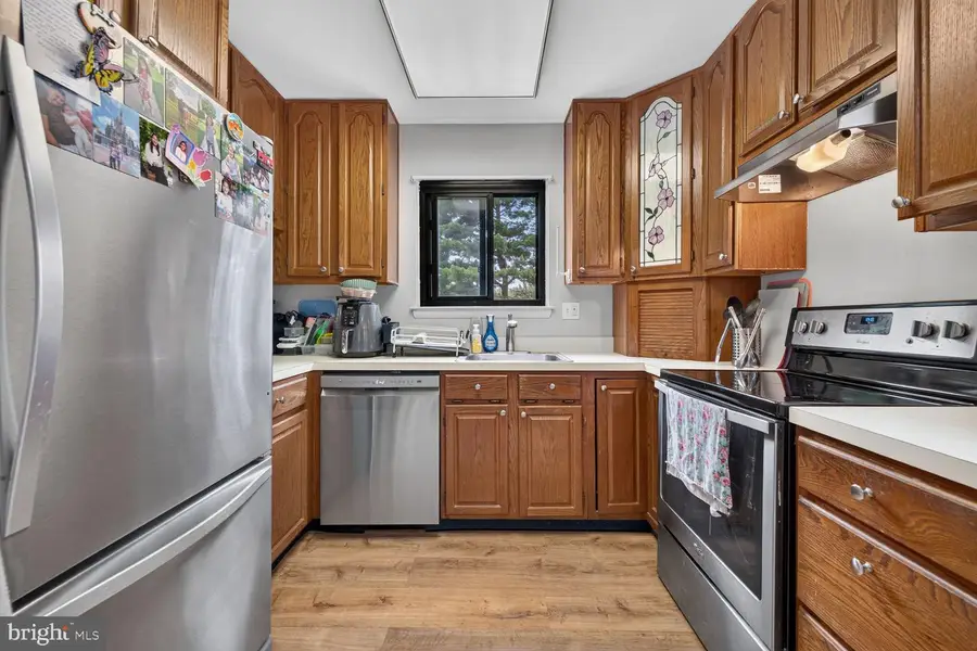 11298 Woodhaven Dr, Ijamsville, MD 21754 - #2