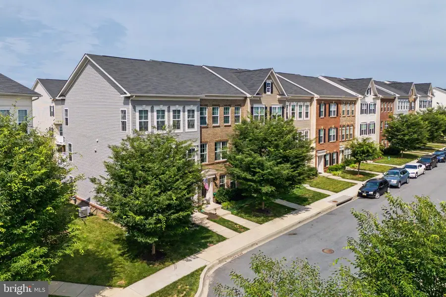 6221 Posey St, Frederick, MD 21703 - #2