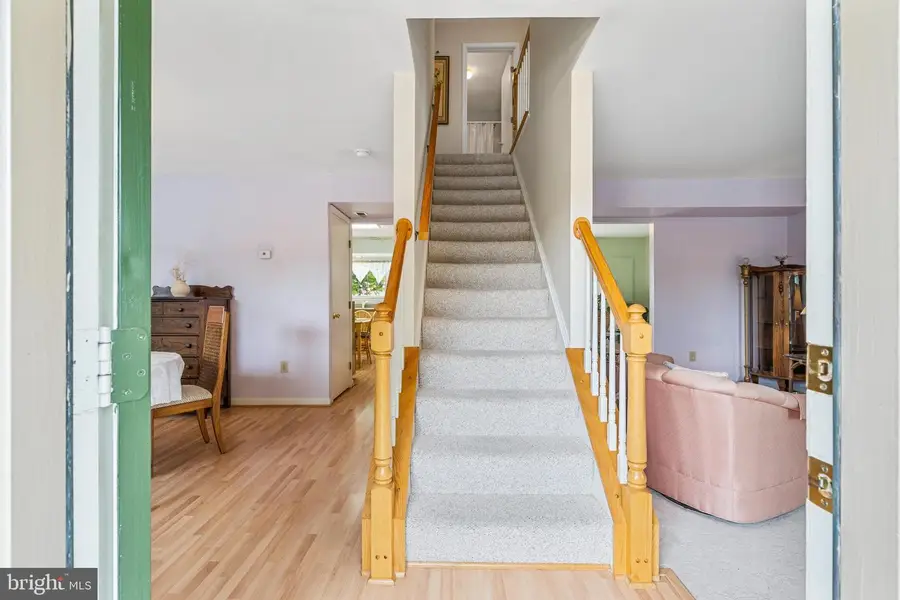 869 Waterford Dr, Frederick, MD 21702 - #2