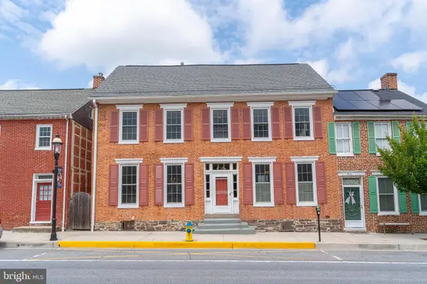 220 W Main St, EMMITSBURG, MD 21727