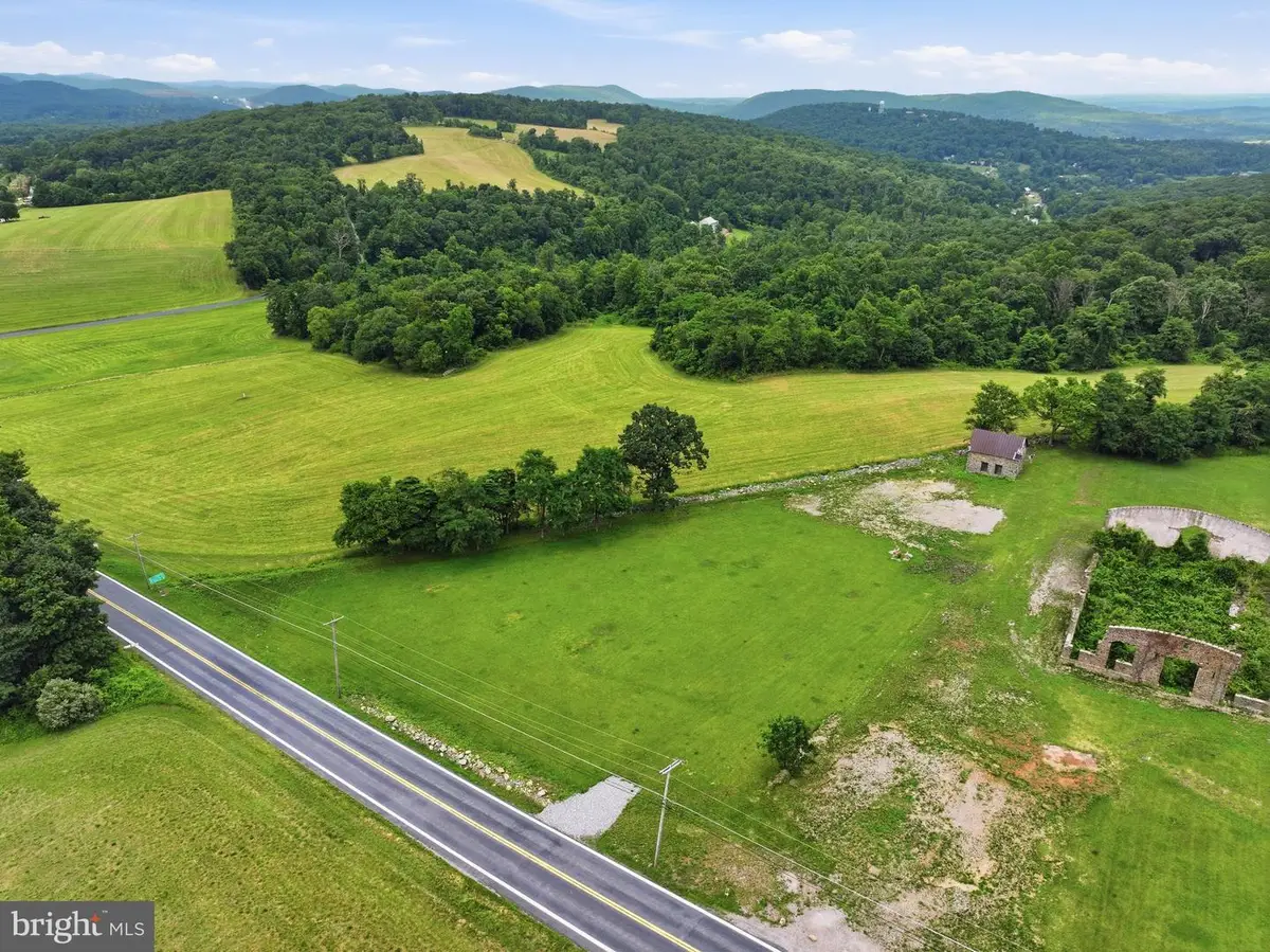 17023 Raven Rock Rd, Sabillasville, MD 21780 - #1