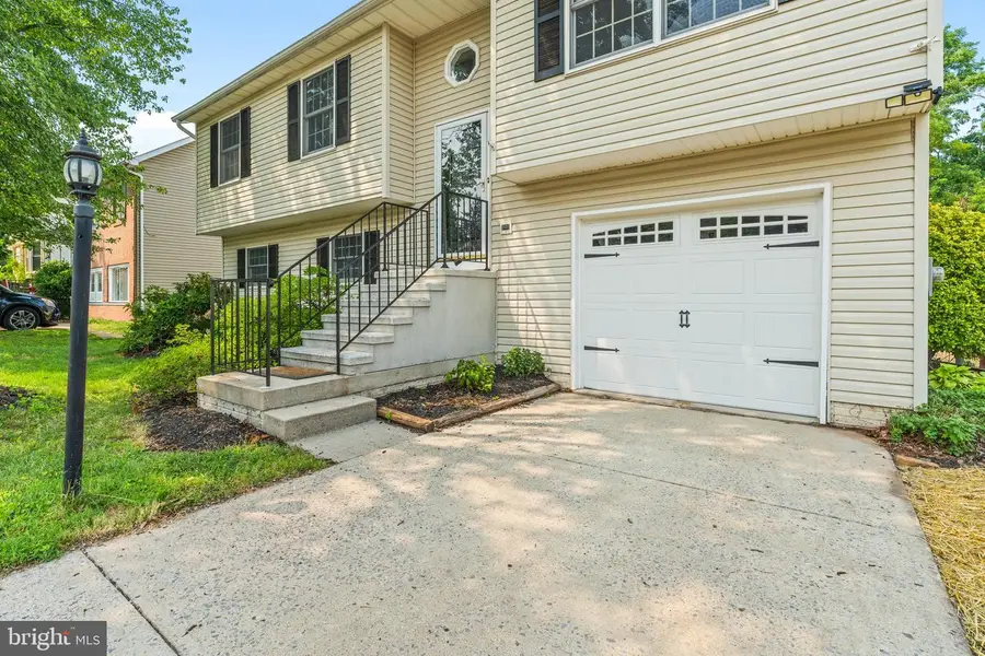 1015 Cheryls Ct, Frederick, MD 21703 - #3