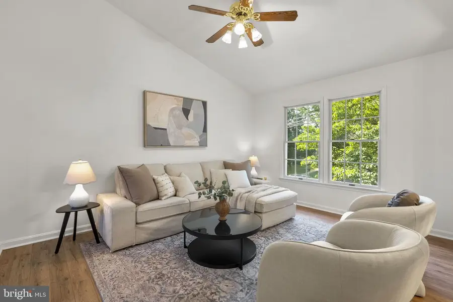 903 Chestnut St, Frederick, MD 21703 - #3