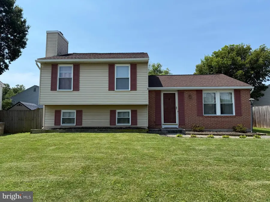 1597 Dogwood Dr, Frederick, MD 21701 - #3