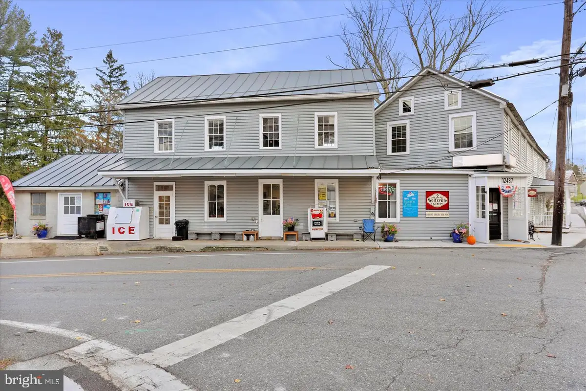 12509 Wolfsville Rd, Myersville, MD 21773 - #1