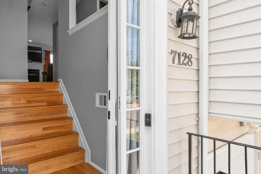 7128 Collinsworth Pl, Frederick, MD 21703 - #3