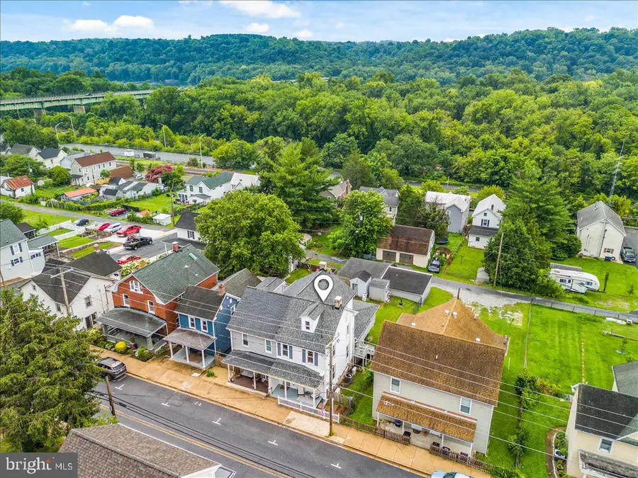 412 W Potomac St, Brunswick, MD 21716 - #2