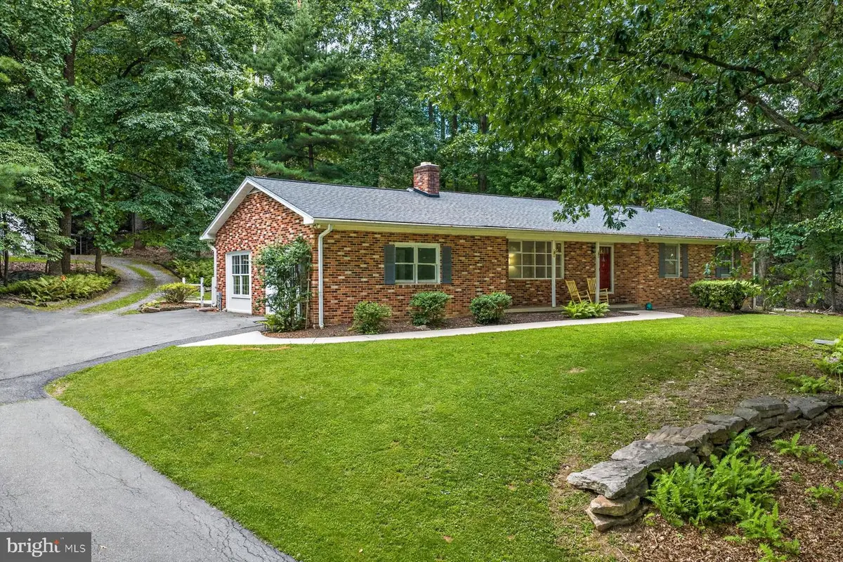 6406 White Oak Ct, Frederick, MD 21701 - #1