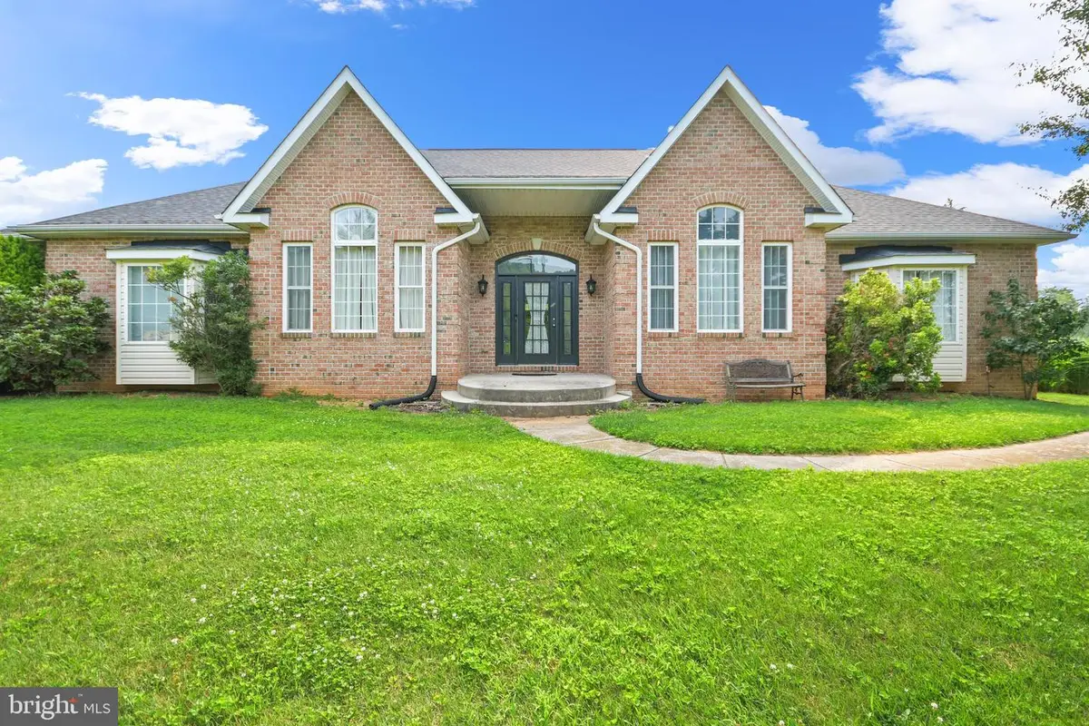 11717 Pleasant Walk Rd, Myersville, MD 21773 - #1