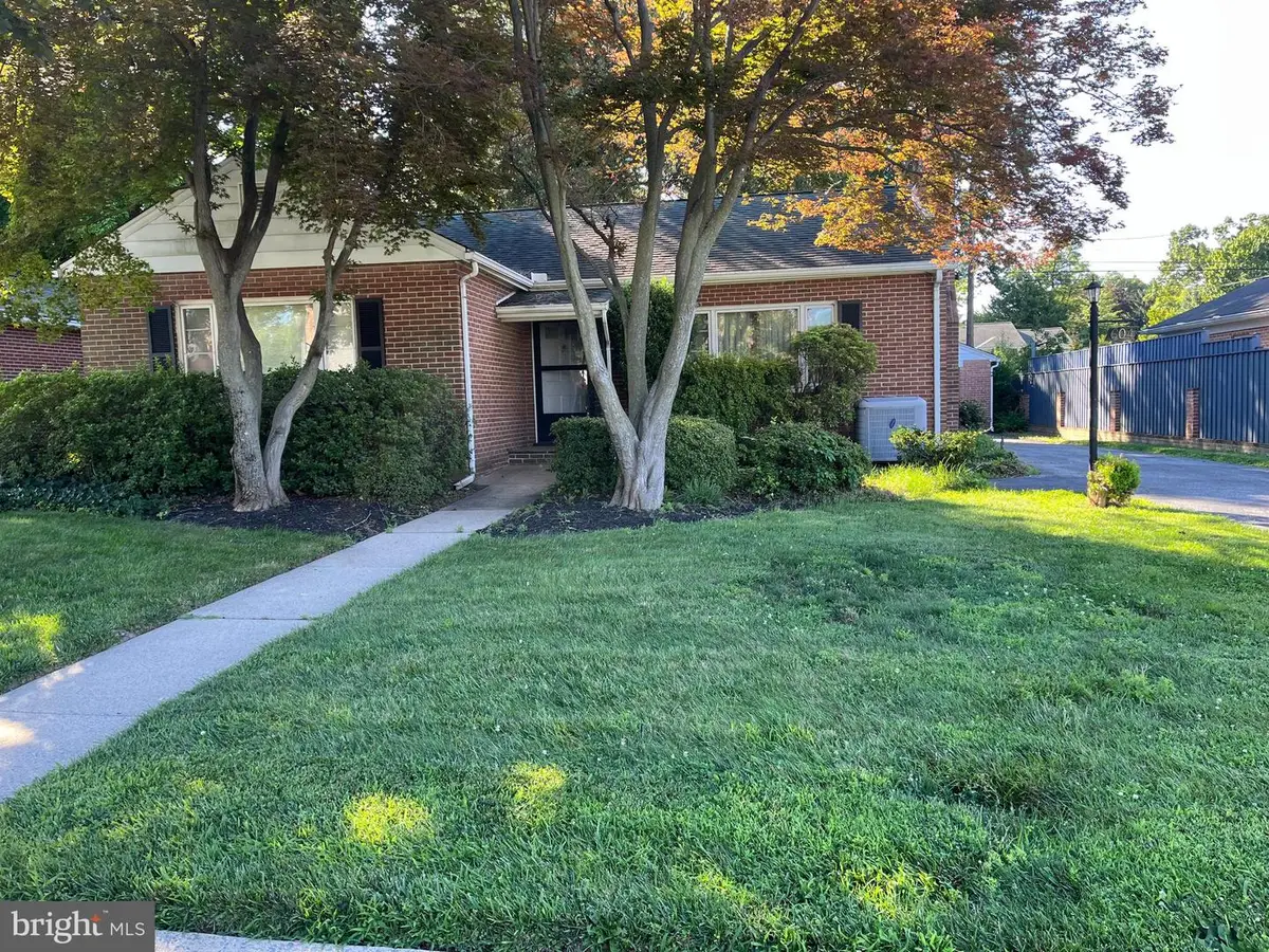604 Grant Pl, Frederick, MD 21702 - #1