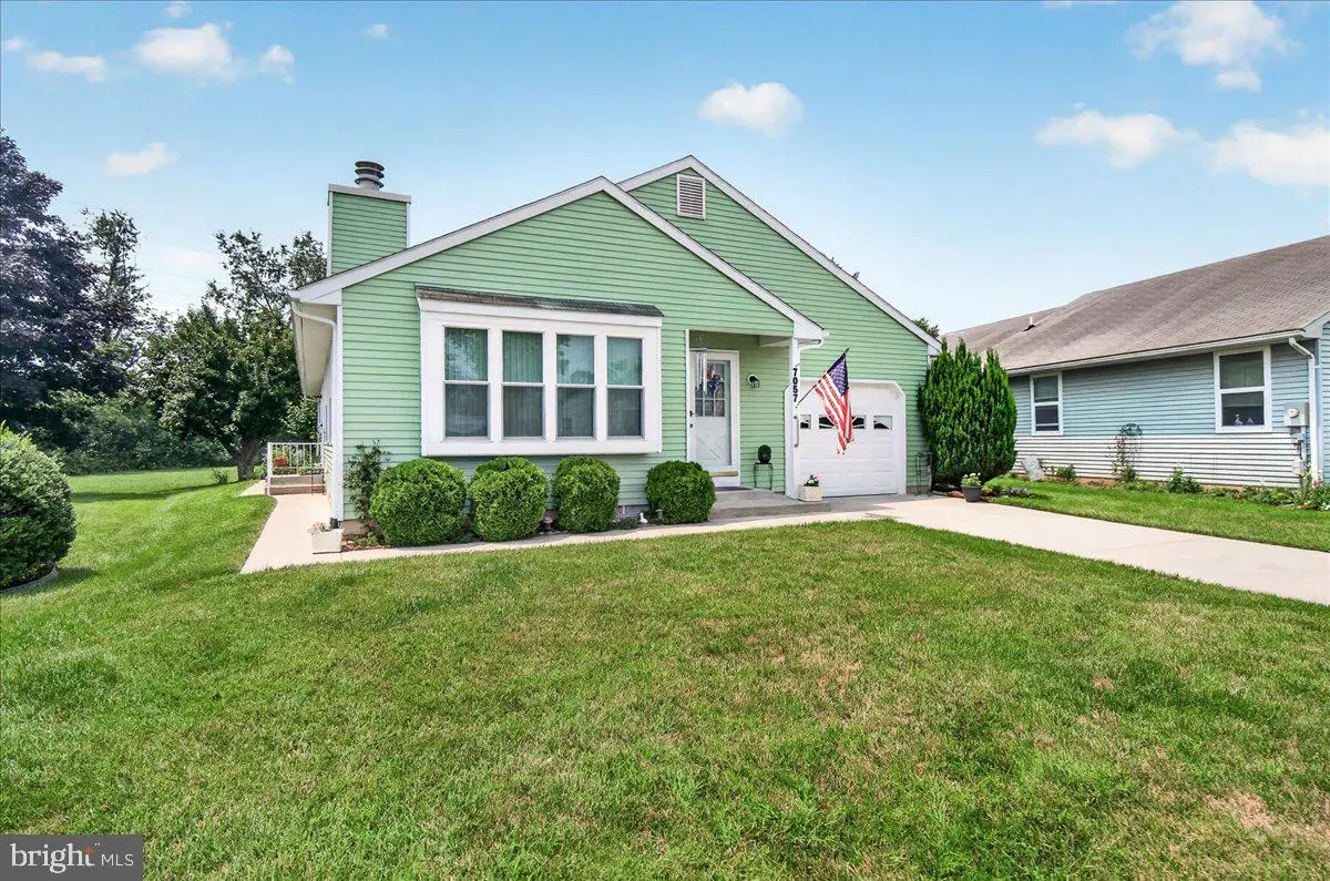 7057 Catalpa Rd, Frederick, MD 21703 - #1