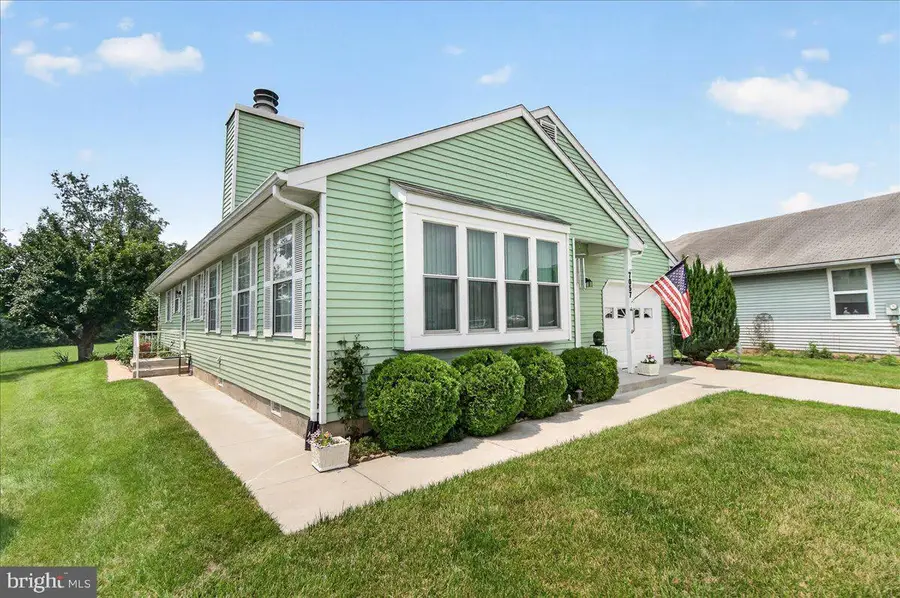 7057 Catalpa Rd, Frederick, MD 21703 - #2