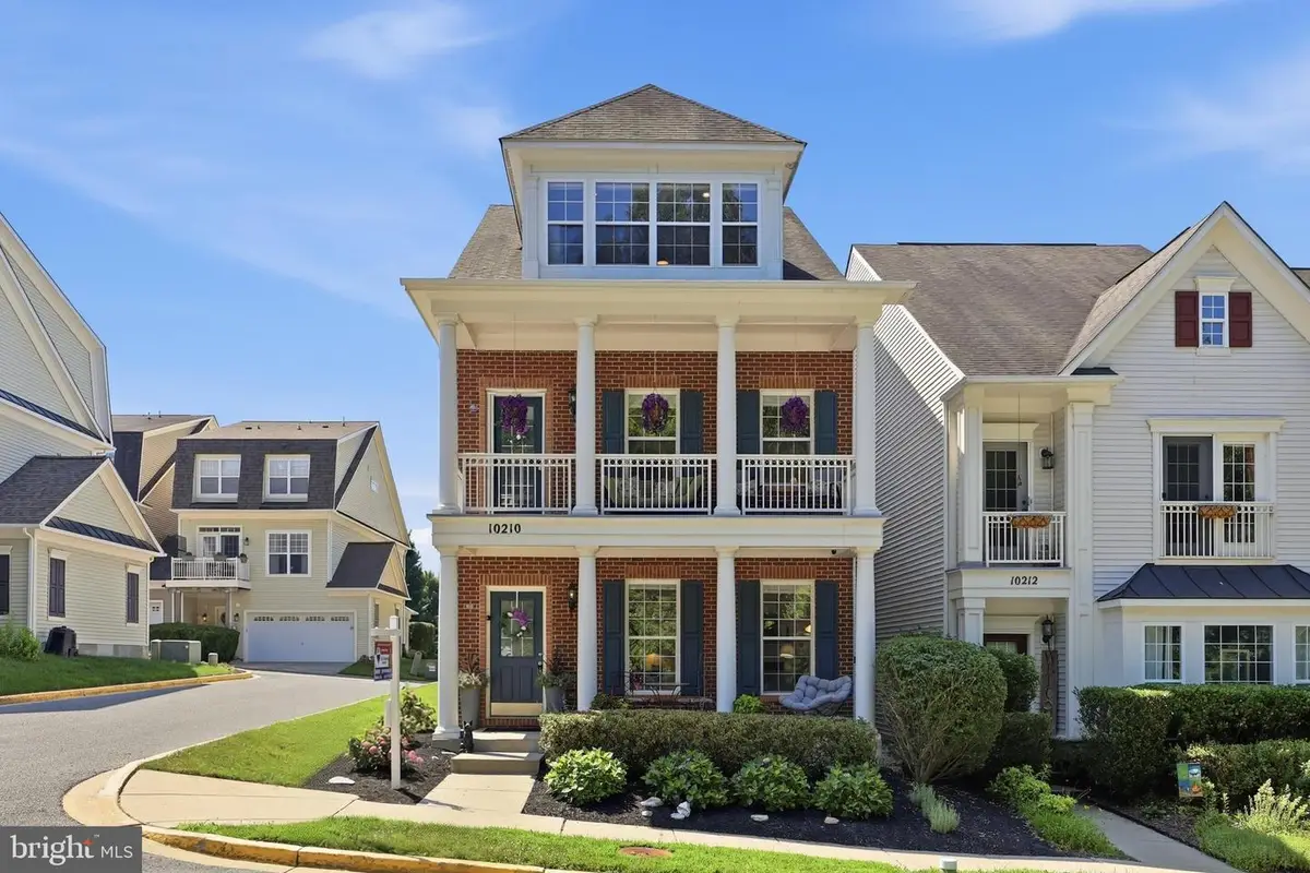 10210 Wood Thrush Dr, New Market, MD 21774 - #1