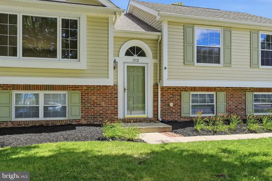 212 Sandstone Dr, Walkersville, MD 21793 - #3