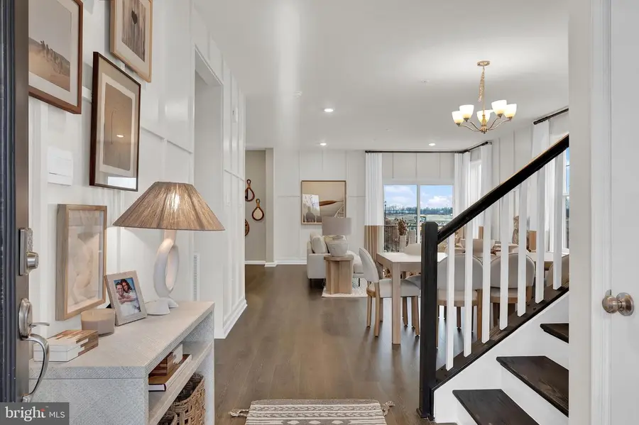 446 Hanson St, Frederick, MD 21701 - #2