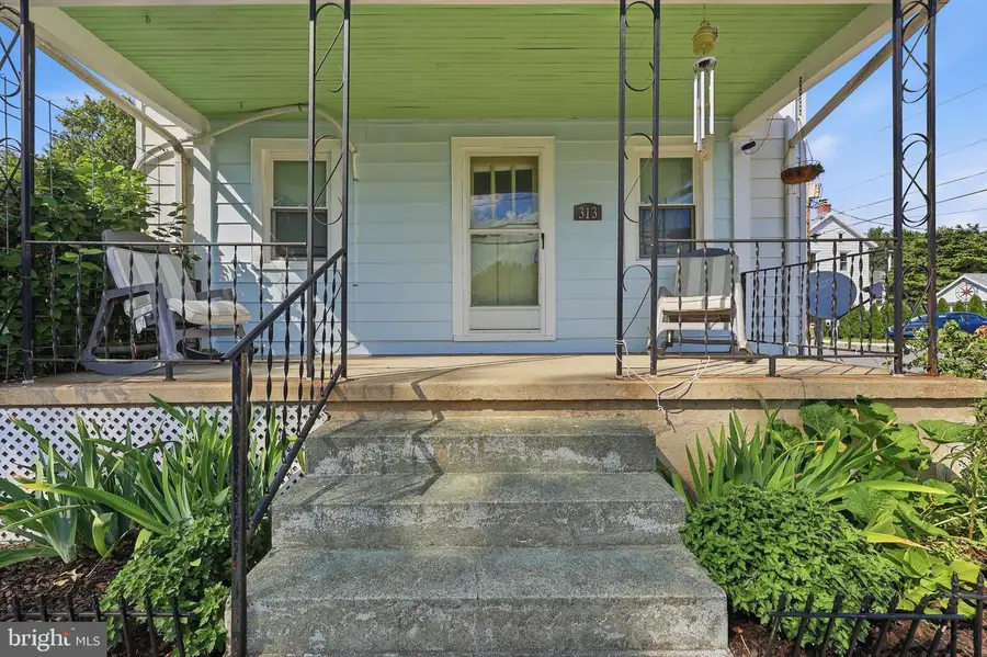 313 E Main St, Thurmont, MD 21788 - #3