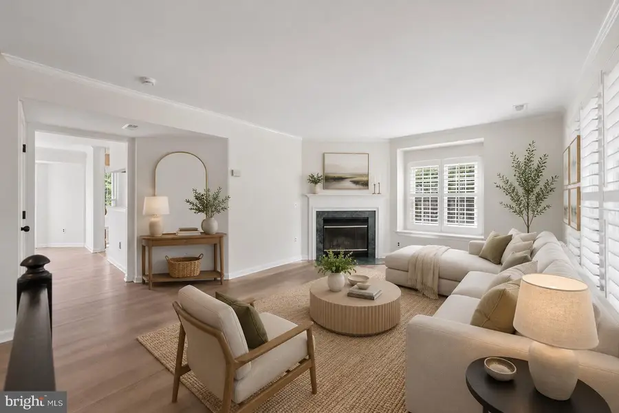 879 Waterford Dr, Frederick, MD 21702 - #3