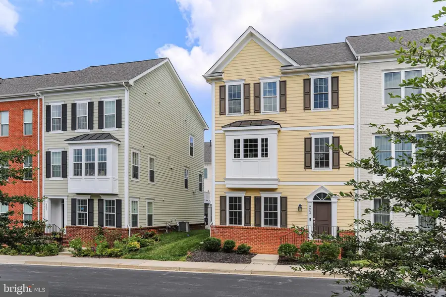 9064 Knott Ln, Frederick, MD 21704 - #2