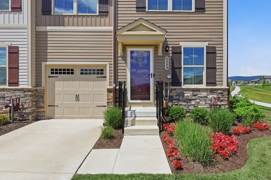 2495 Silver Leaf Dr, Frederick, MD 21702 - #3