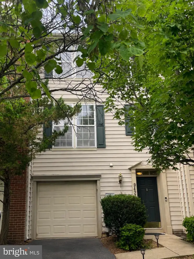 9424 Singleton Pl, Frederick, MD 21704 - #1