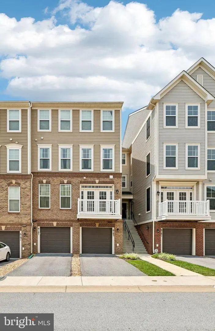 6185 Murray Ter, Frederick, MD 21703 - #1
