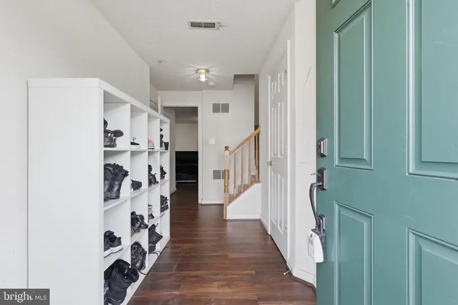 6103 Pine Crest Ln, Frederick, MD 21701 - #2