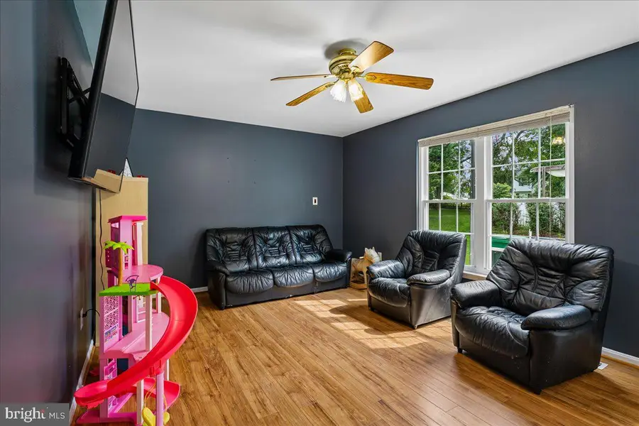 3437 Livingston Dr, Jefferson, MD 21755 - #3