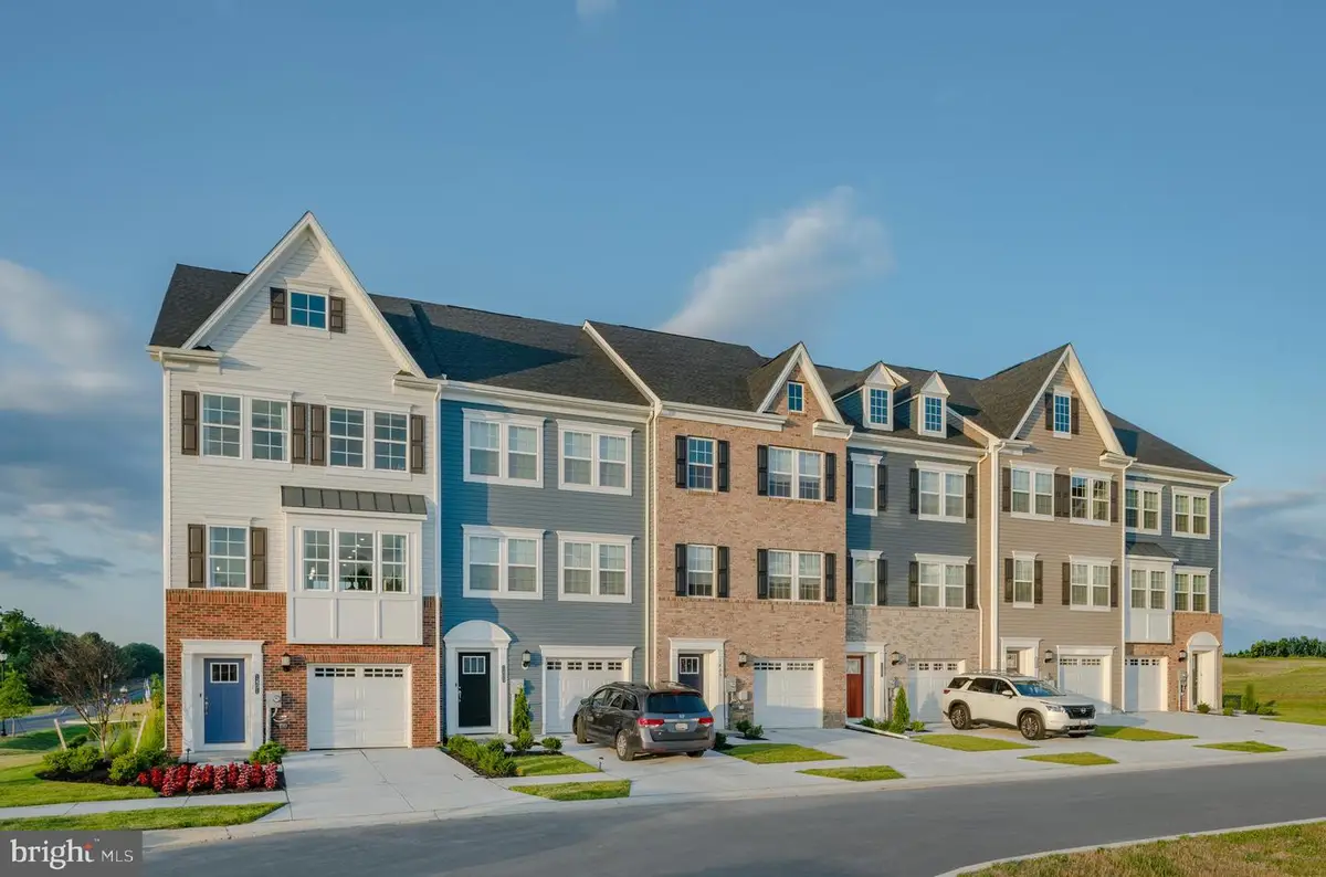 1401 Clingmans Dome Dr, Frederick, MD 21702 - #1