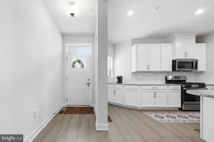 6134 Dock St, Frederick, MD 21703 - #2